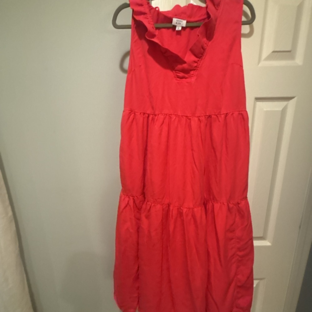 🍊 Crown & Ivy Tiered Sleeveless Dress – Size L